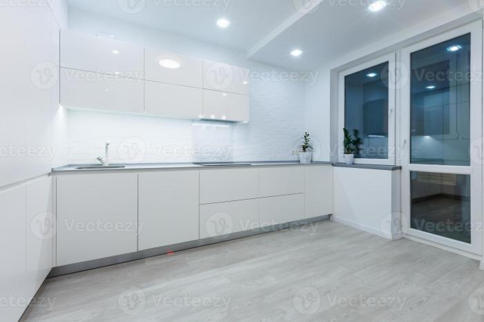 White clean kitchen design